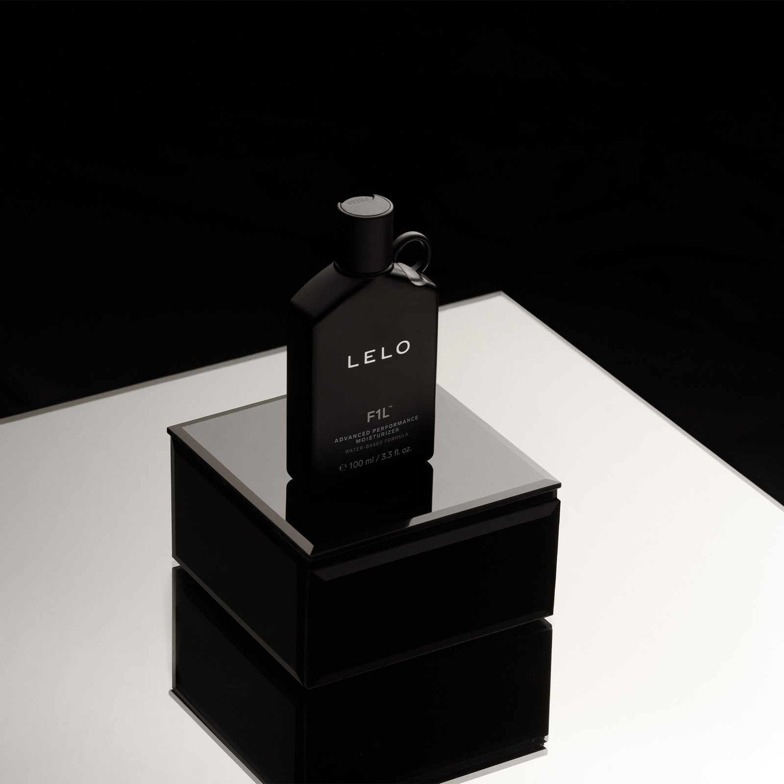 _0001_Lelo_F1Lube24113_FINAL
