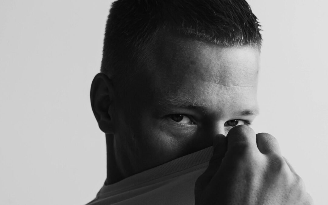 El Orgasmo Masculino: Más Allá del Clímax, un Camino de Conexión Profunda